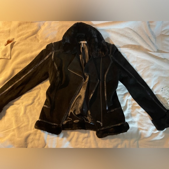 Women's Black Vintage Boho Faux Fur Shearling Genuine Size XS Great Condition - Picture 1 of 12